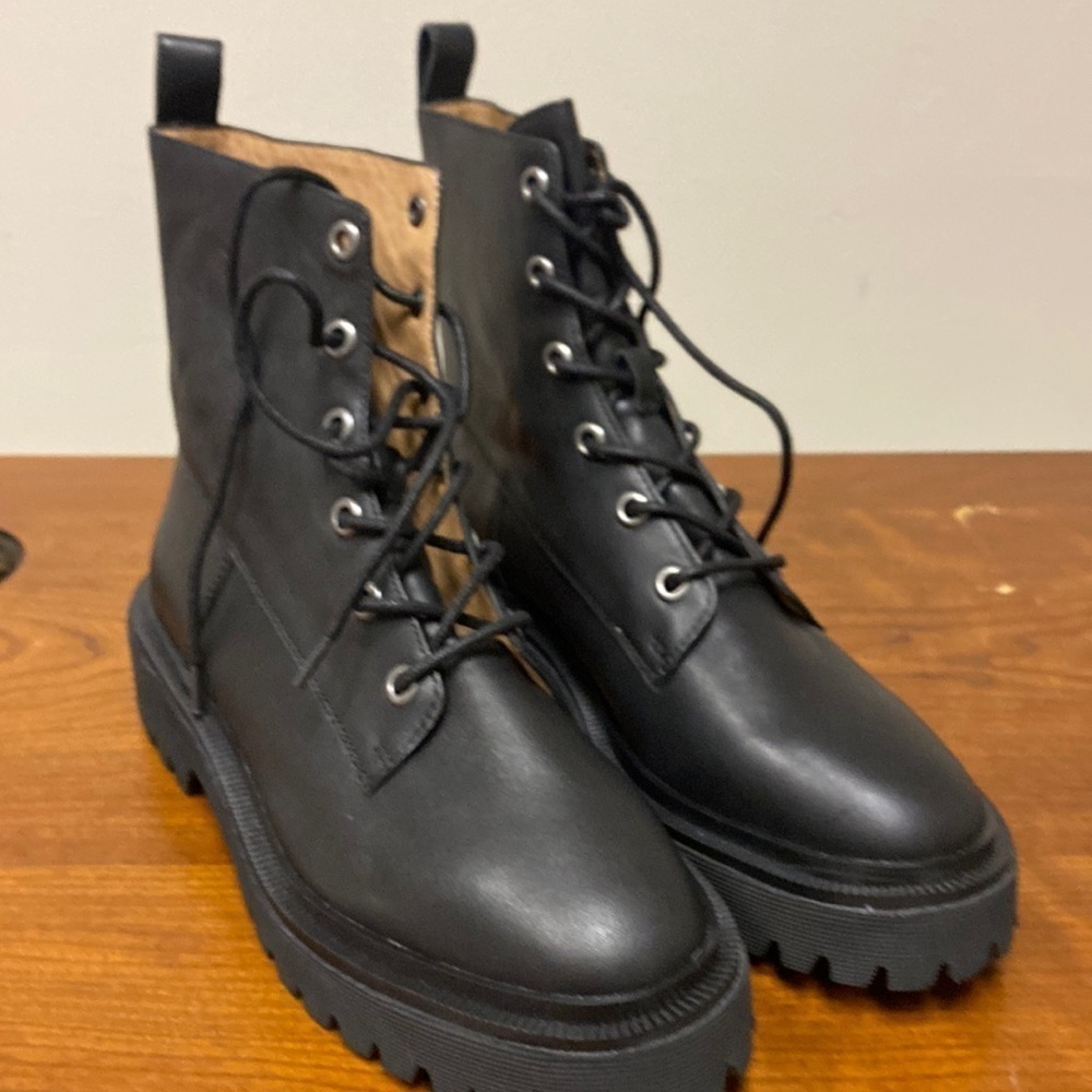 Madewell Black Leather Lace-Up Boots